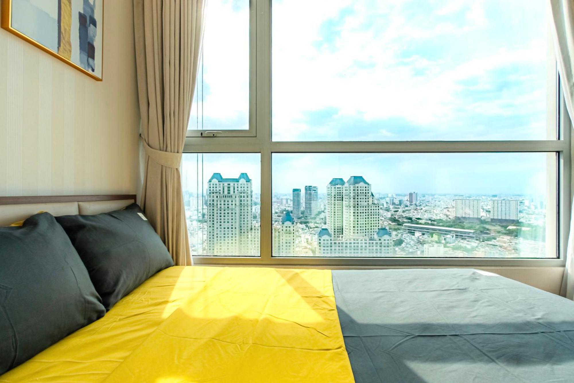 Central Apartments - Vinhomes Central Park, Landmark 81 Area & Ice Skating Rink Ho-Chi-Minh-Stadt Exterior foto